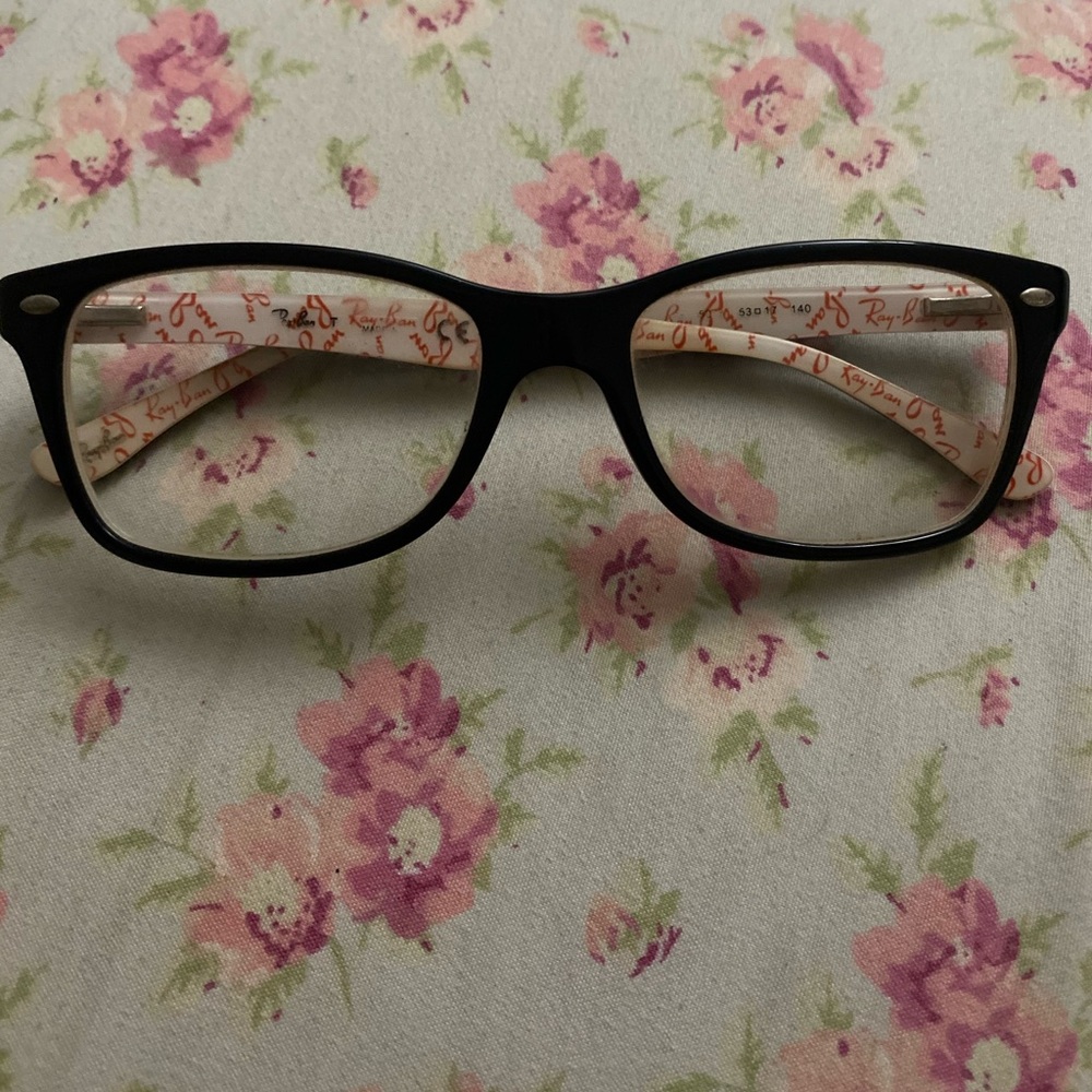 Black Ray Bans (Good Condition) - image 1